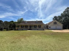 $89,000 | 7 Acres | 7-Bedroom Home | Barn | Alabama