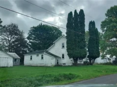 Historic 1875 Farmhouse on 1.1 Acres in Jordan Region