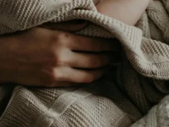 I Fell Asleep in the Laundry Room with My Baby – But When I Opened the Washer, I Couldn’t Believe What I Saw Inside