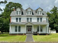 Diamond in the Rough! 4,500 square feet! C. 1900 in North Carolina. $150,000