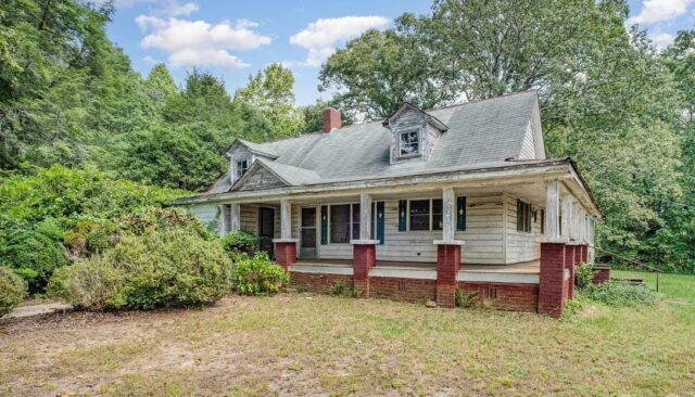 1 Eight acres! Fixer upper alert in North Carolina. $112,000