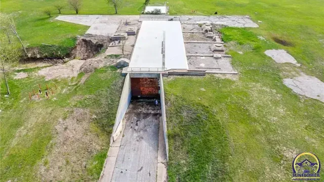 3627-Road-D-Allen-KS-66833-1-edited