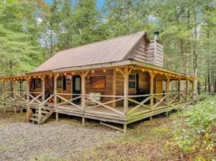 6573 Smith Mountain Rd, Crab Orchard, TN 37723