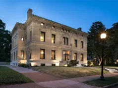 Tour Inside the 1899 St. Louis High Renaissance Mansion With Remarkable Interior Detailing