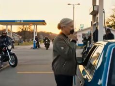 A 90-year-old veteran humiliated by a gang of bikers… until one phone call changed everything