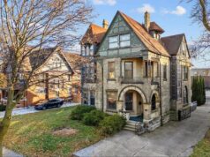 Beautiful inside and outside! Circa 1888 in Wisconsin. $299,900
