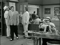 Lucy Causes Turmoil at a Cuban Cigar Shop!