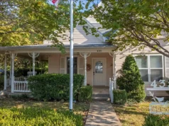 Grandma’s House; C. 1900 in Arkansas. Pretty in pink! $249,900