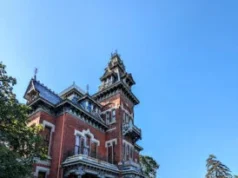 Known for the Ghosts | Great Vaile Mansion 1881, Independence, Missouri USA
