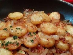 Simple Pan-Fried Potatoes with Sweet Onions