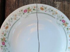 Simple DIY Ideas to Repurpose Old Plates