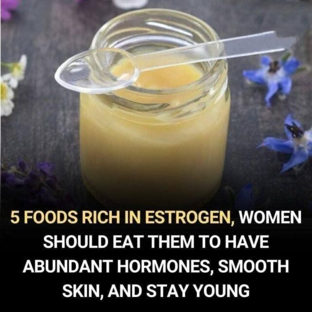 5 foods rich in estrogen...More details in commetns below 👇