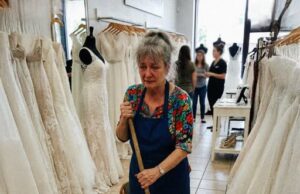 My Fiancée Shoved a 60-Year-Old Cleaning Lady Out of a Bridal Boutique Not Knowing She Was My Mother – My Last Words Came at the Altar Two Days Later!