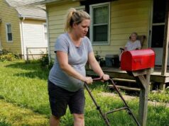 I Mowed the Lawn for the 82-Year-Old Widow Next Door – The Next Morning, a Sheriff Woke Me up with a Request That Made My Blood Run Cold!!