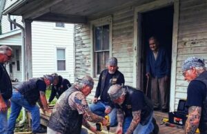 I Watched Bikers Rebuild My Elderly Neighbors Porch After His Family Walked Away