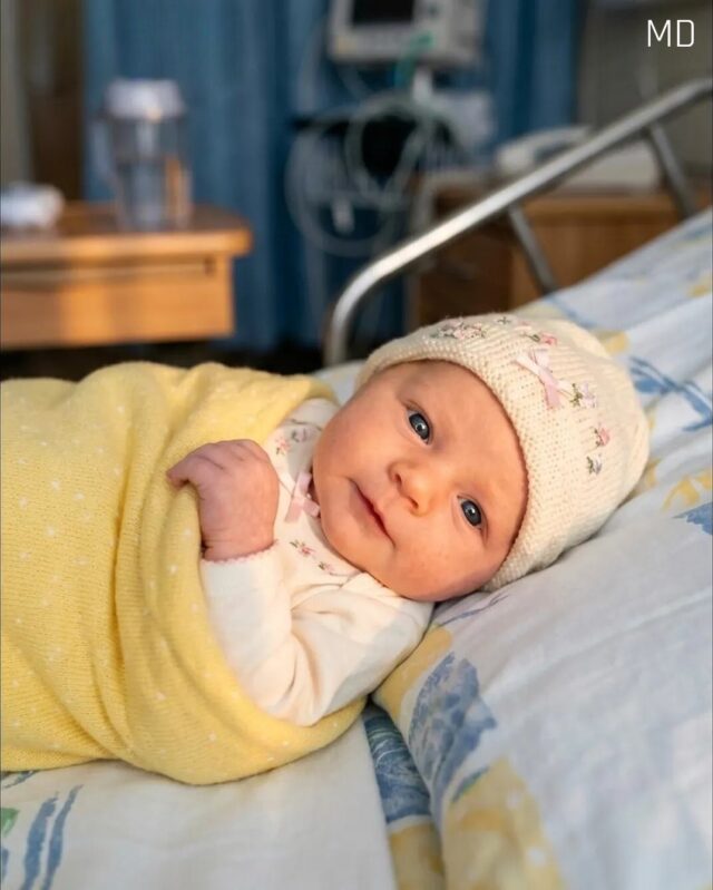 The First Time We Bathed Our Newborn, My Husband Saw Something That Shocked Us Both